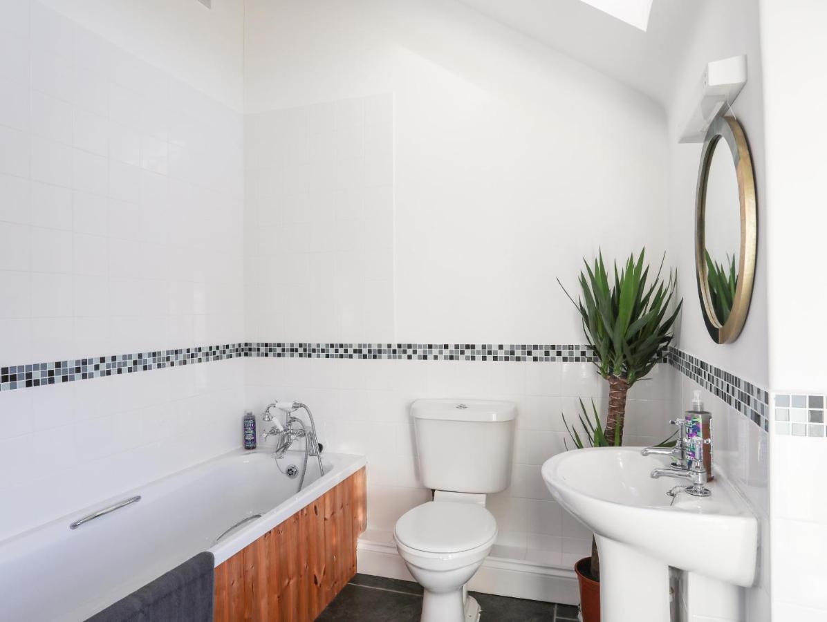 Ynys Faelog Cottage Менай Бридж Екстериор снимка