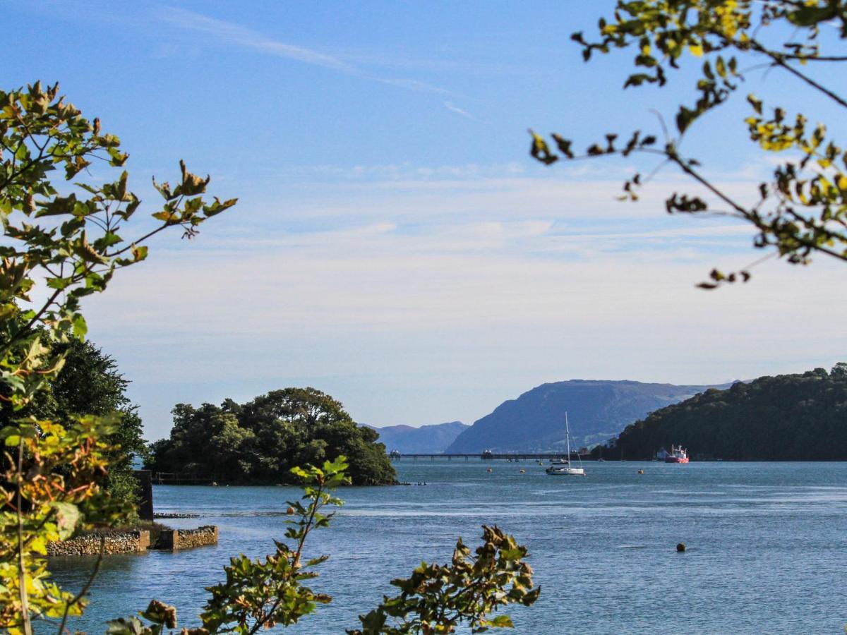 Ynys Faelog Cottage Менай Бридж Екстериор снимка