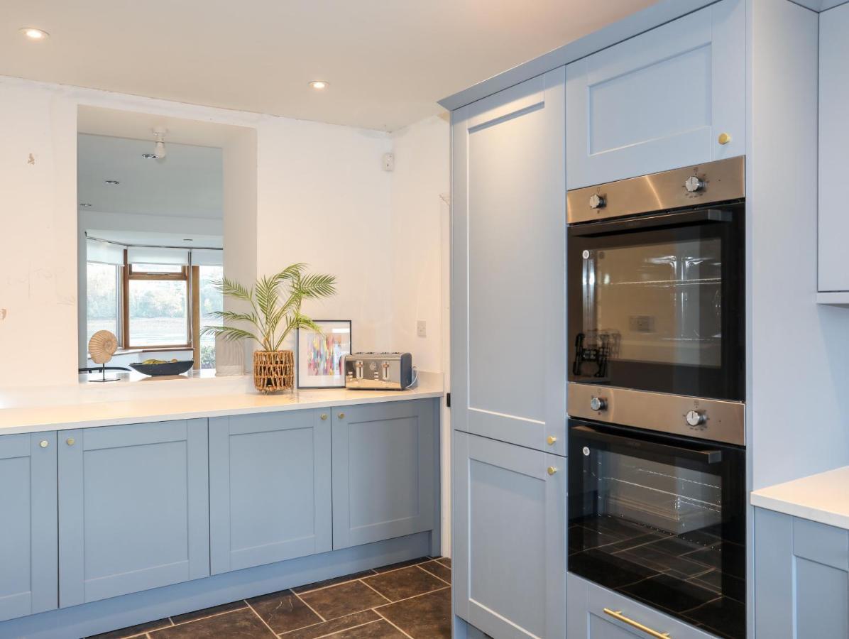 Ynys Faelog Cottage Менай Бридж Екстериор снимка
