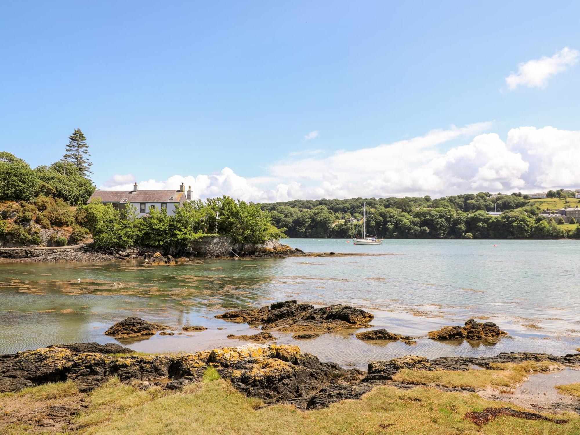 Ynys Faelog Cottage Менай Бридж Екстериор снимка